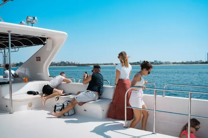 How to Rent a Boat for a Corporate or Private Event?
