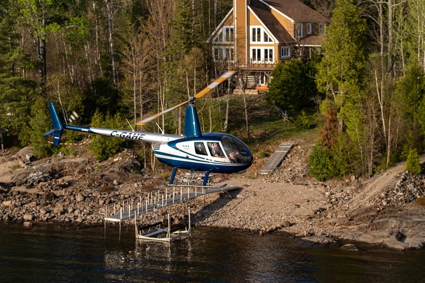 Wondering How to Become a Helicopter Pilot? Follow These Steps
